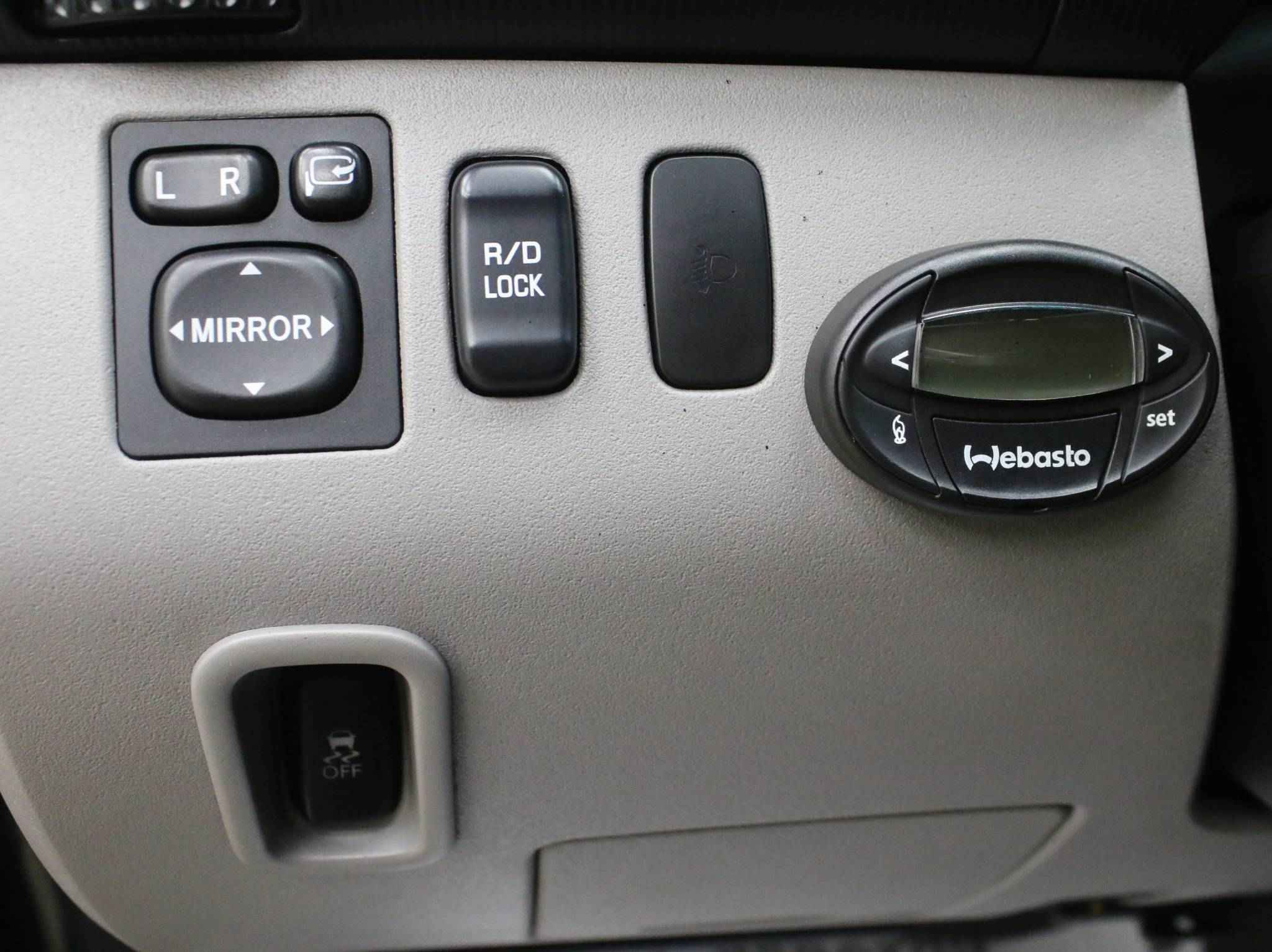 Mitsubishi Pajero Sport, II