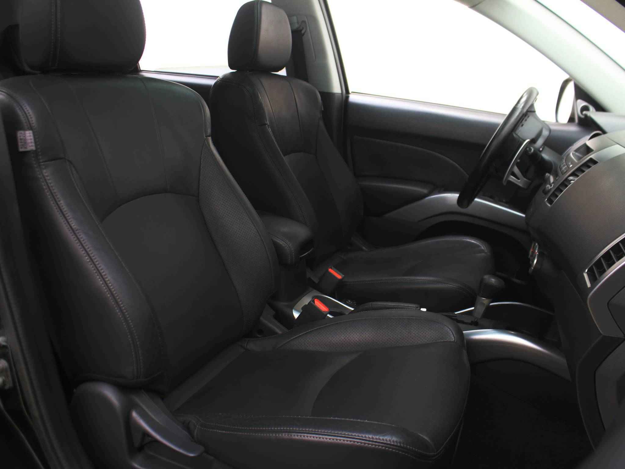 Mitsubishi Outlander, II