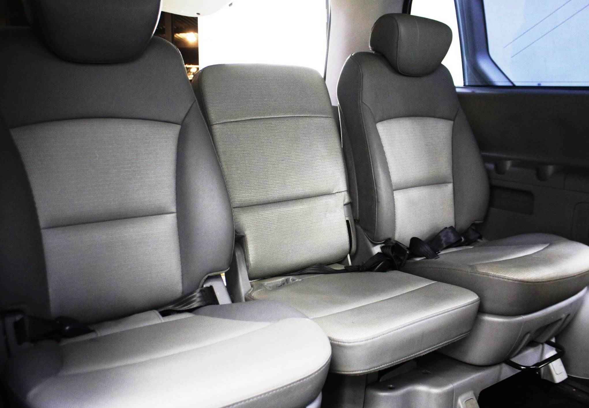 Hyundai Grand Starex, I