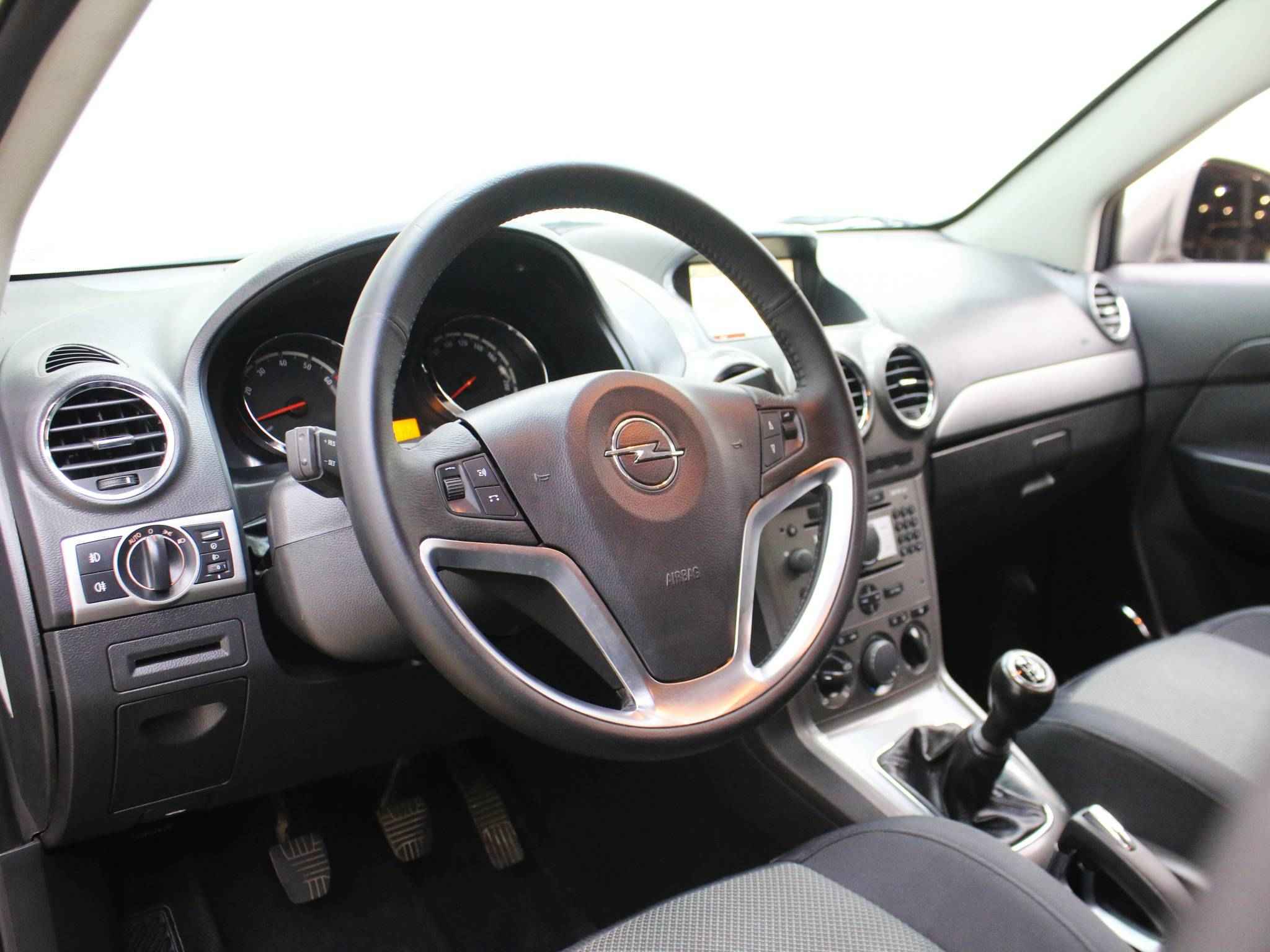 Opel Antara, I