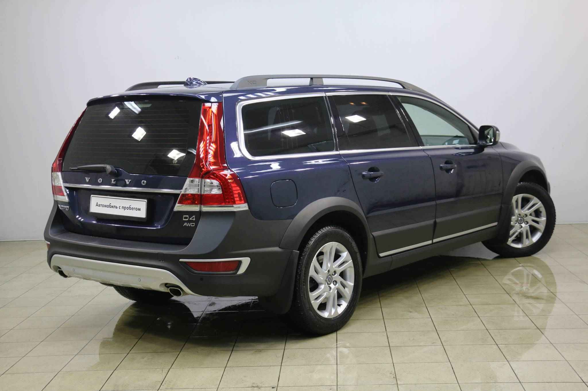 Volvo XC70, II