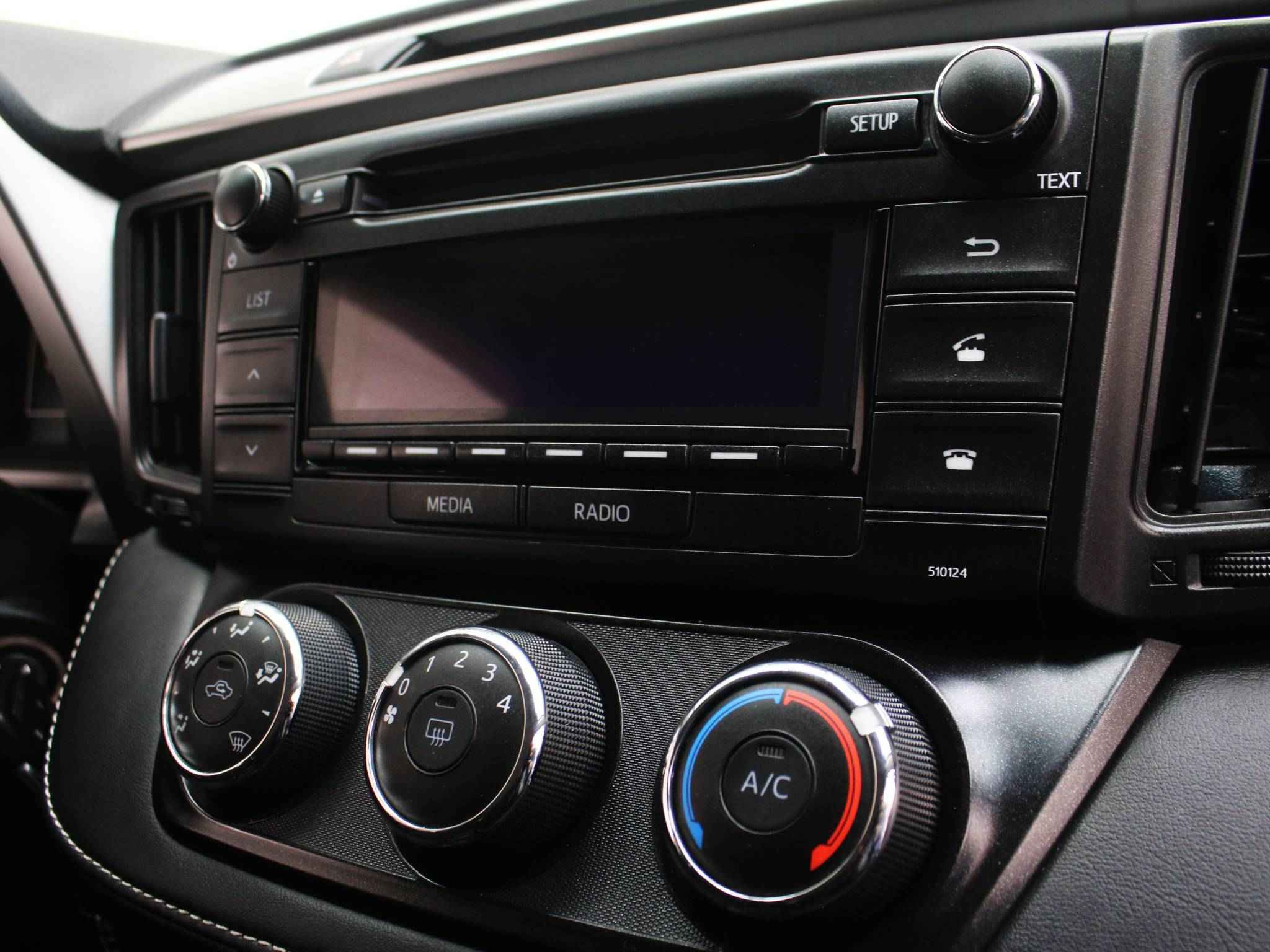 Toyota RAV4, IV (CA40) Рестайлинг