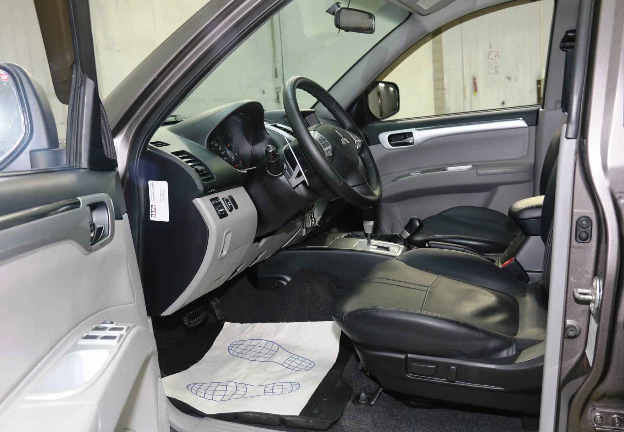 Mitsubishi Pajero Sport, II