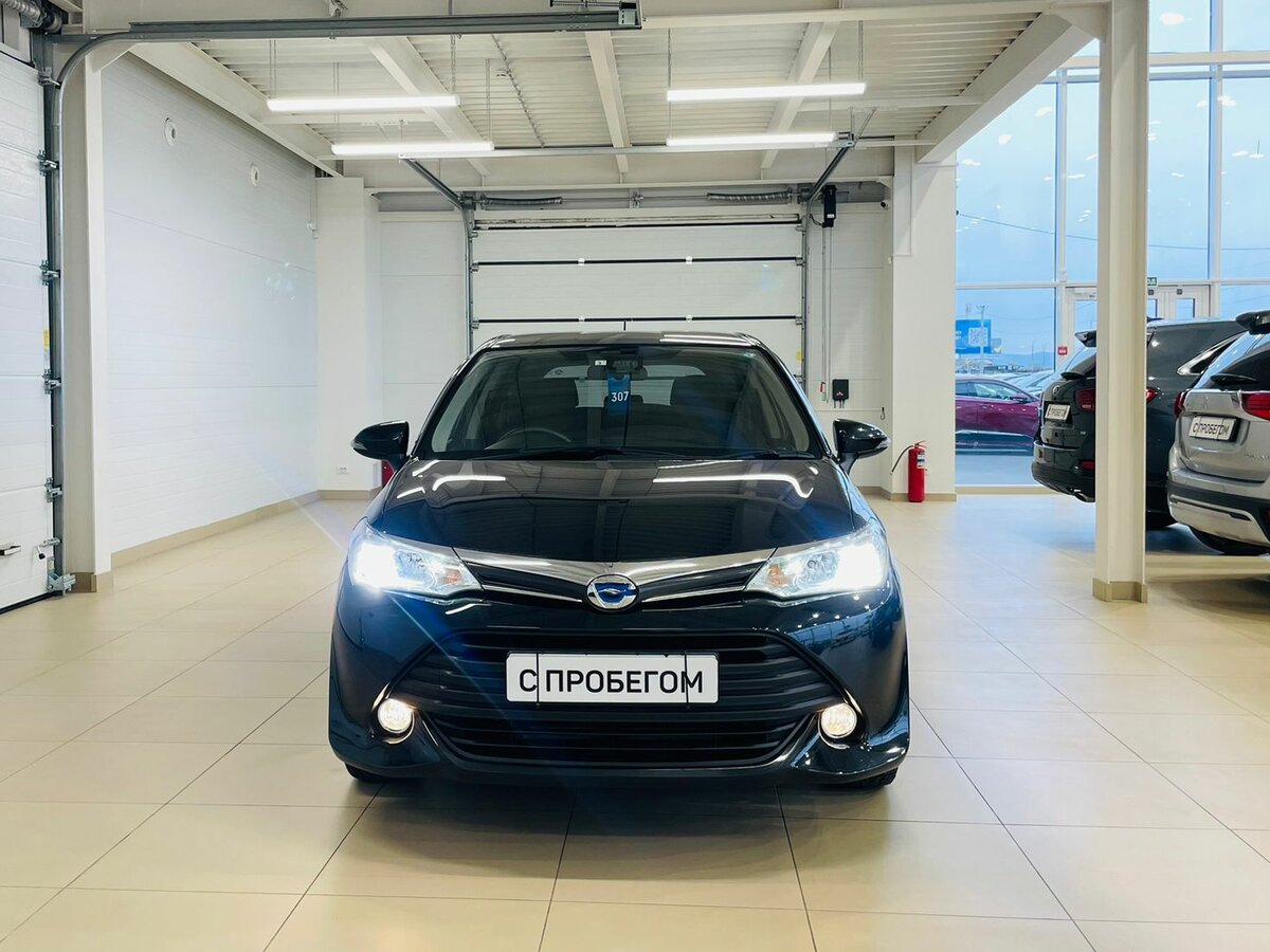 Toyota Corolla Fielder, 2017