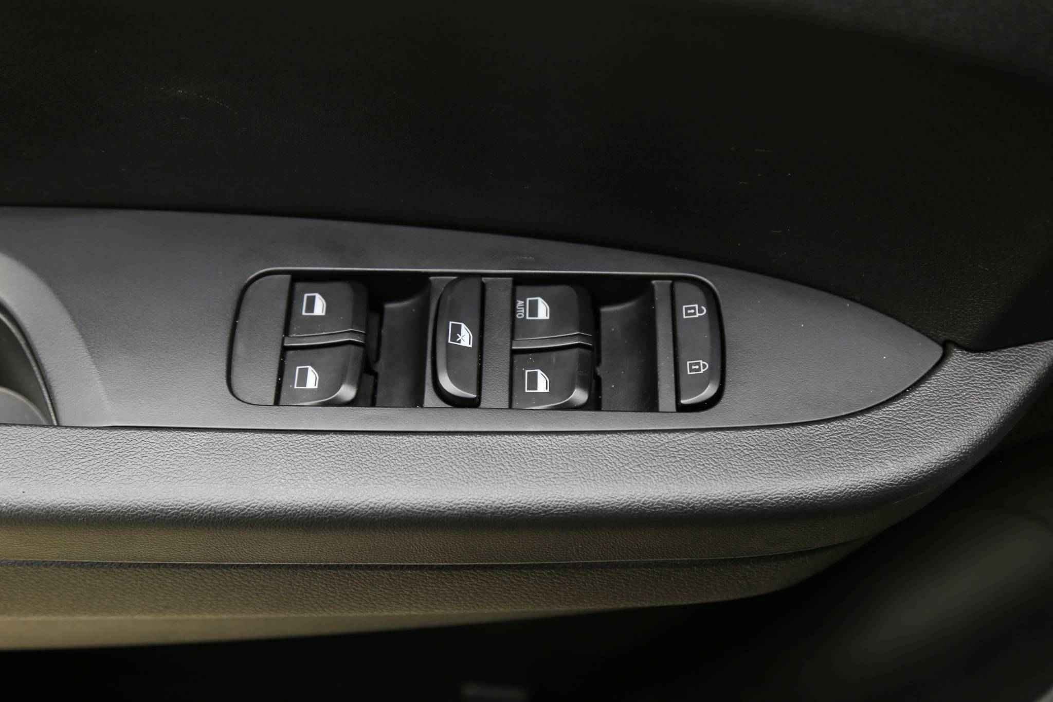 Brilliance V3, I Рестайлинг