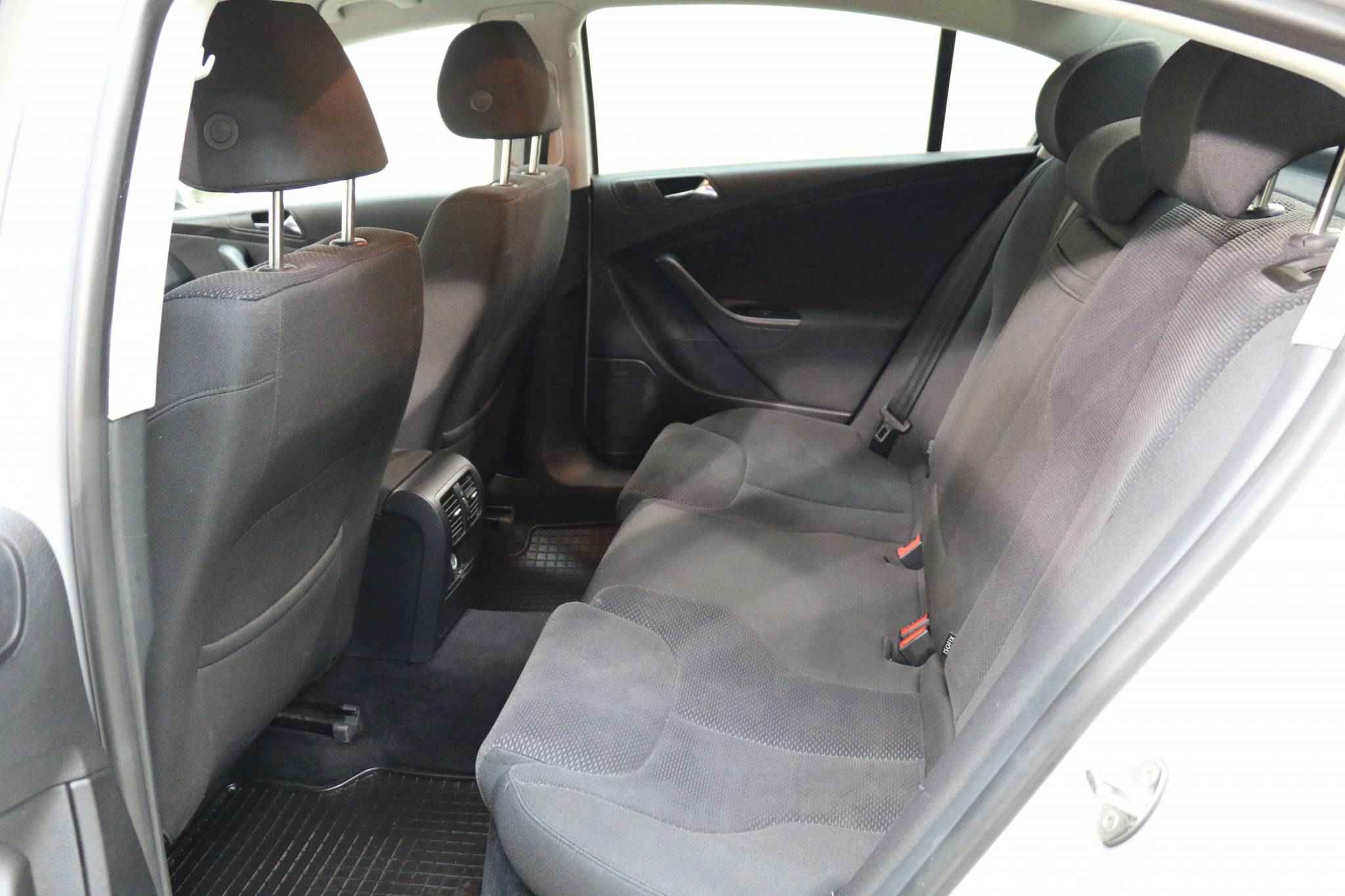 Volkswagen Passat, B6