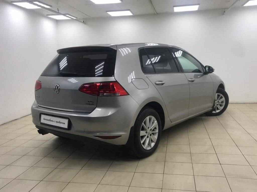 Volkswagen Golf, VII