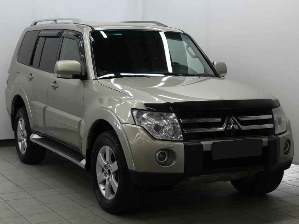Mitsubishi Pajero, IV