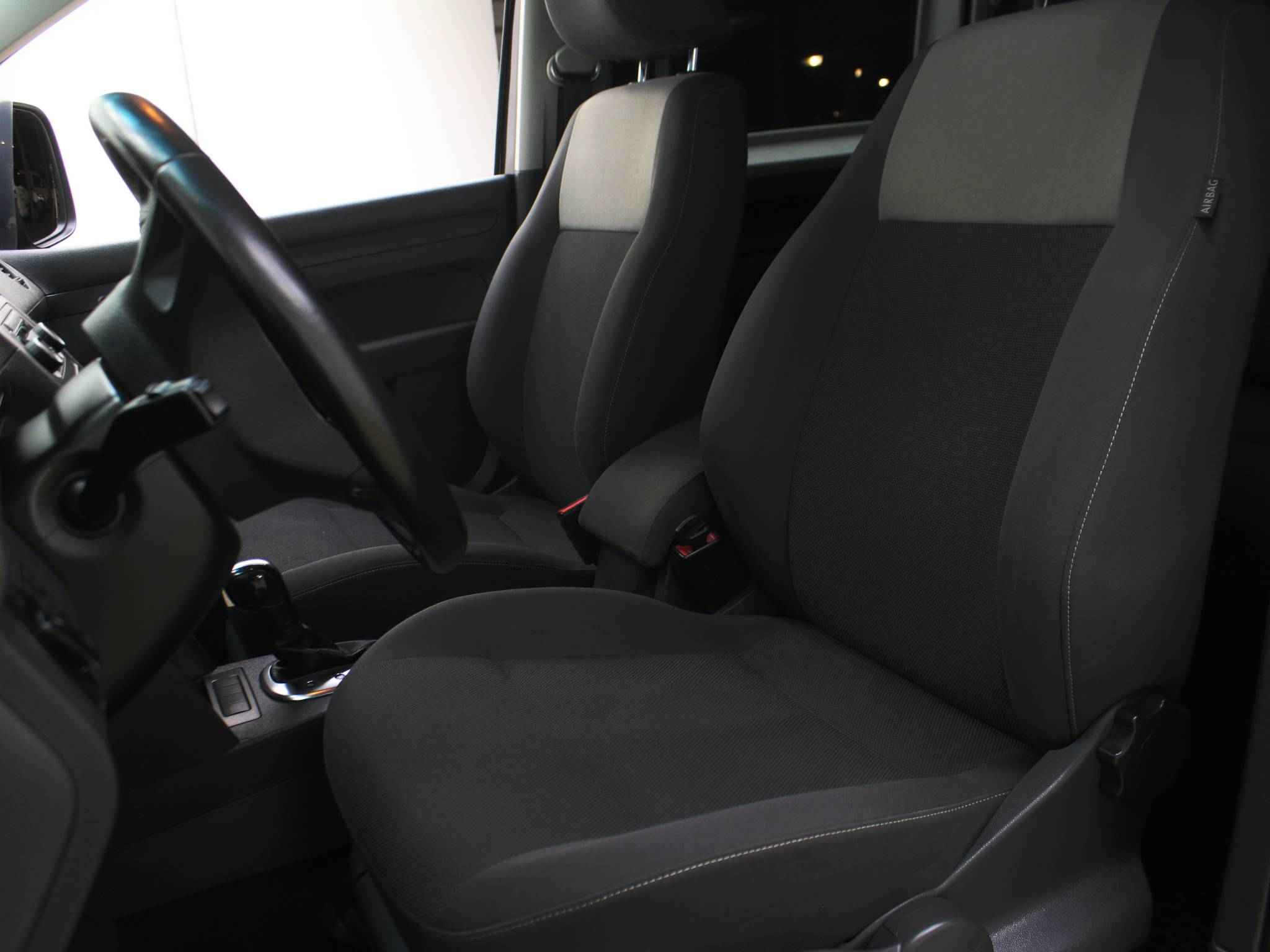 Volkswagen Caddy, III Рестайлинг