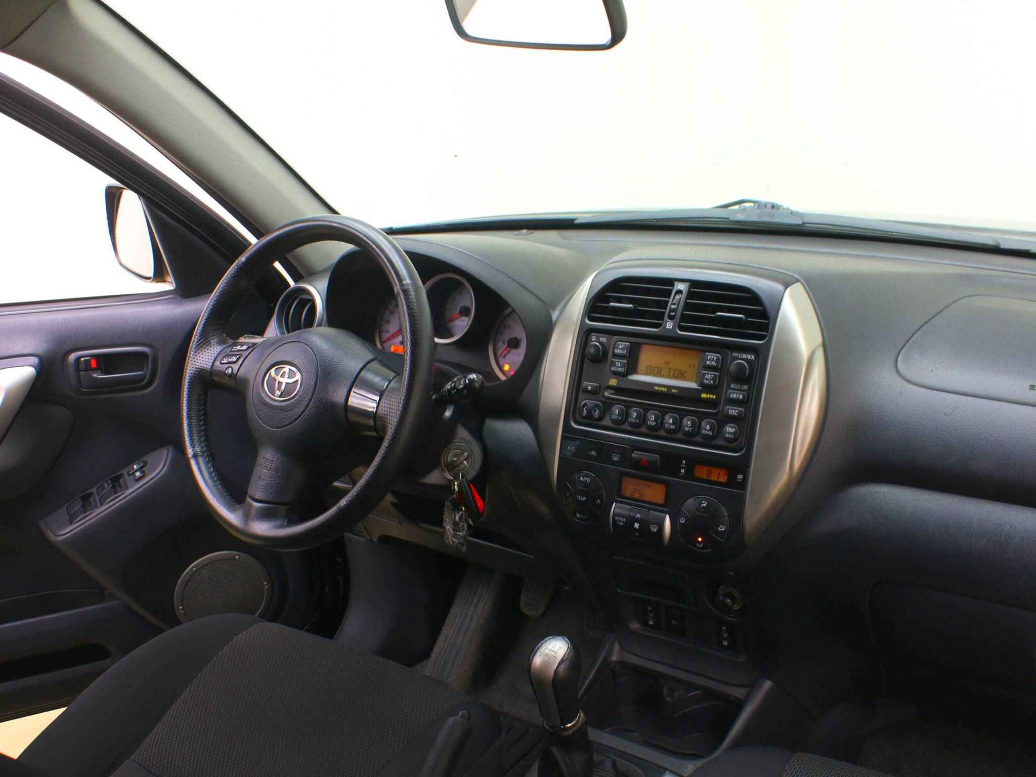 Toyota RAV4, II (XA20) Рестайлинг