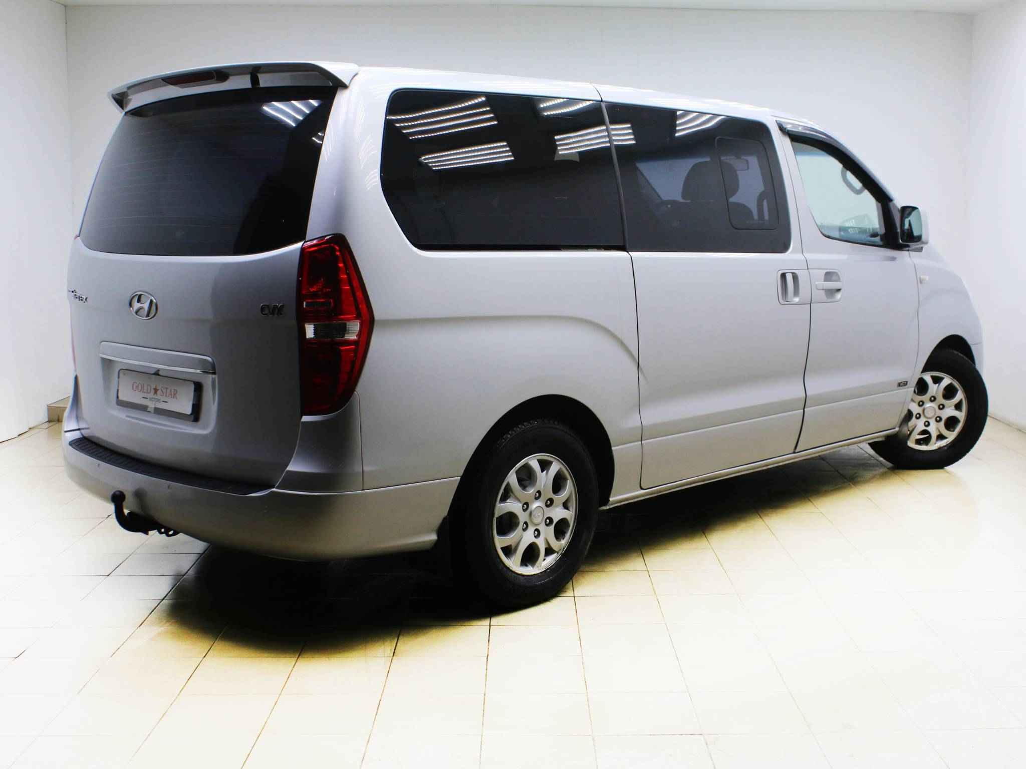 Hyundai Grand Starex, I