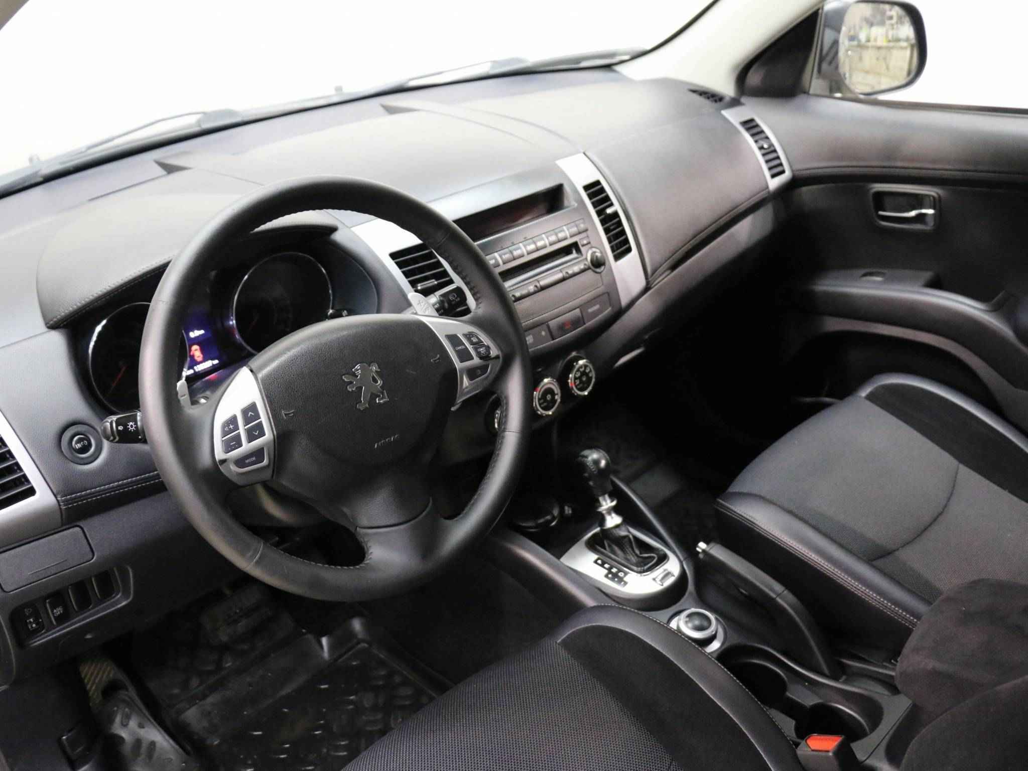 Peugeot 4007