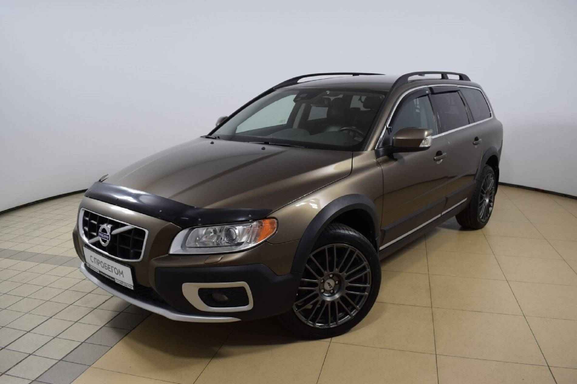 Volvo XC70, II