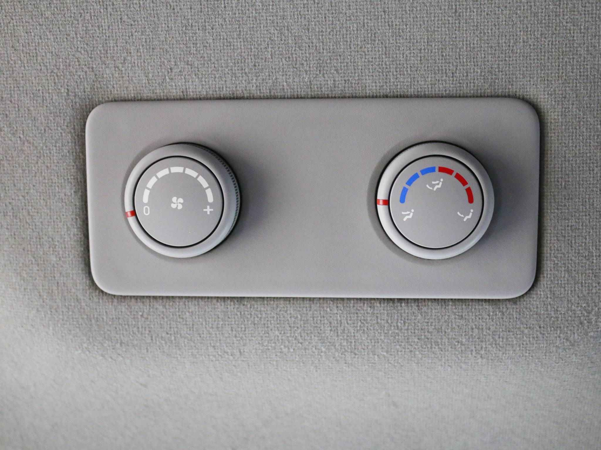 Hyundai Grand Starex, I