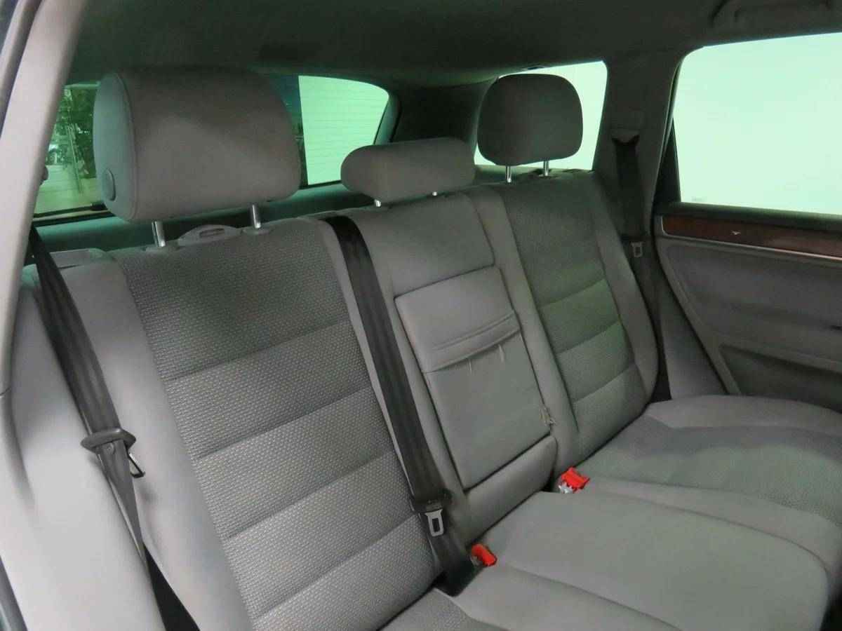 Volkswagen Touareg, I