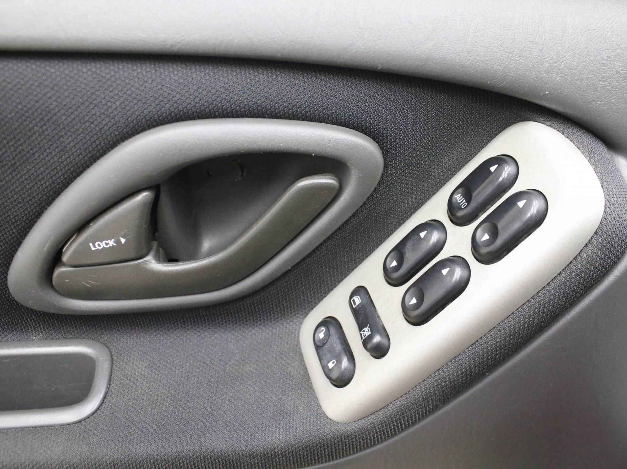 Mazda Tribute, I Рестайлинг