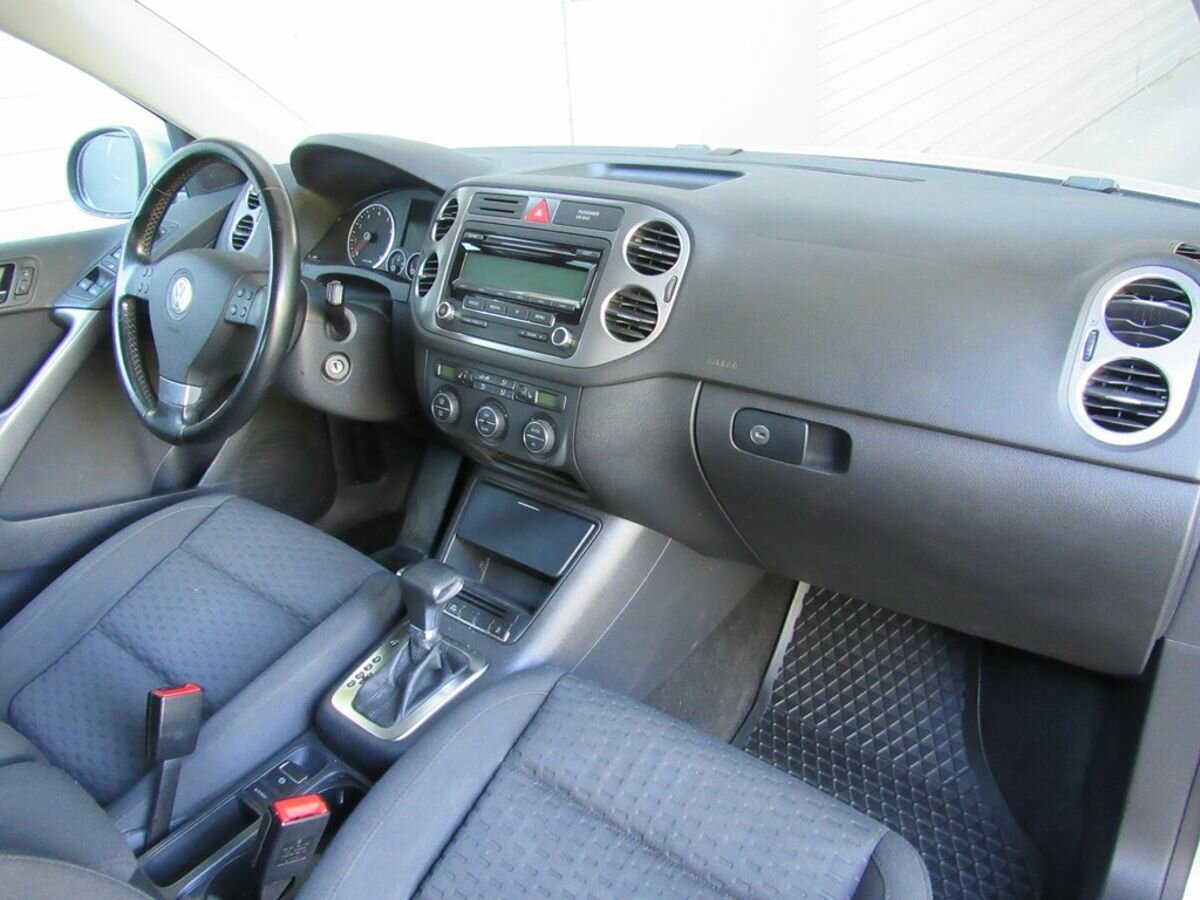 Volkswagen Tiguan, 2009