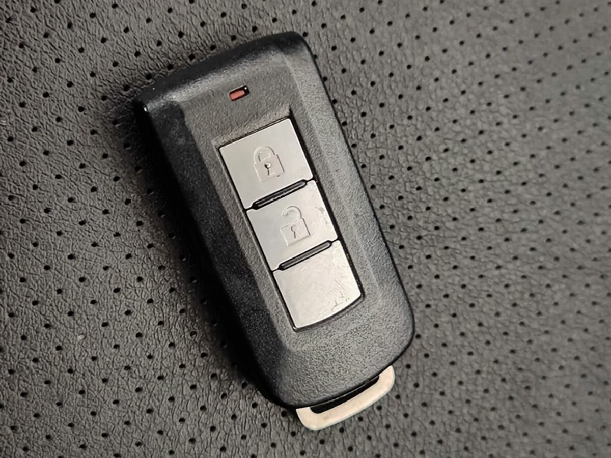 Mitsubishi Outlander, 2014